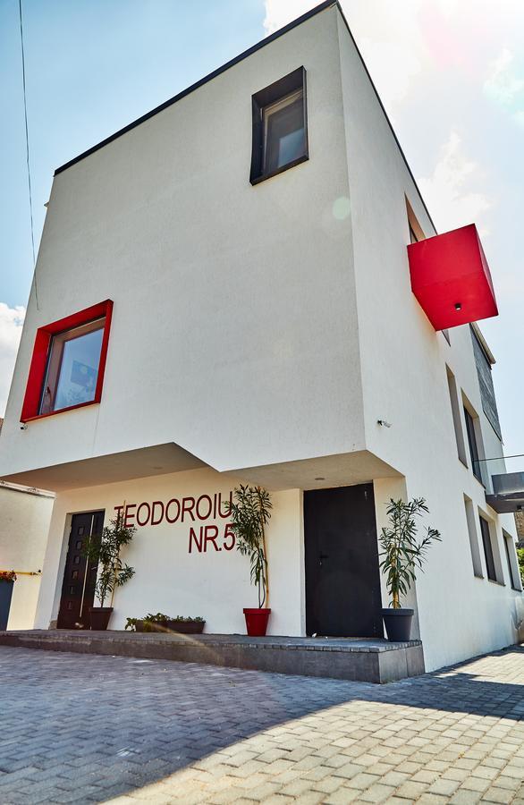 Aparthotel Teodoroiu Nr. 5 Craiova Exterior foto