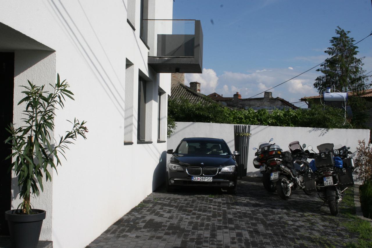 Aparthotel Teodoroiu Nr. 5 Craiova Exterior foto